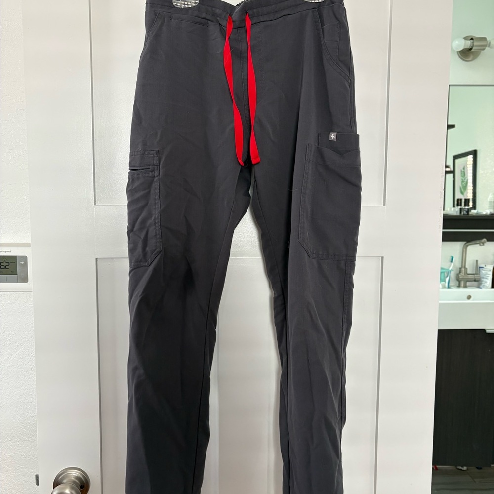 Figs Women’s Charcoal Gray Scrubs